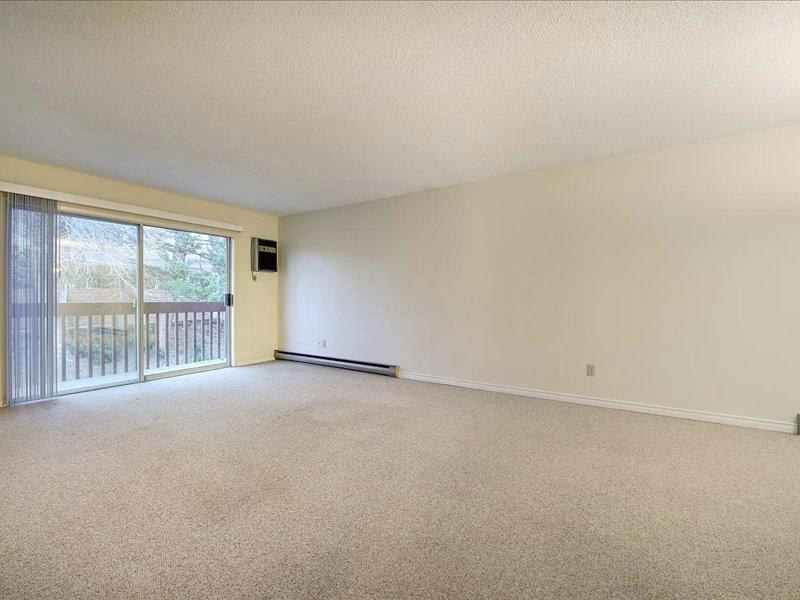1-201-1314 Lawson Avenue, Kelowna, BC, V1Y 6V2 - 3