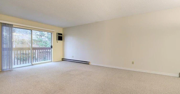 1-207-1314 Lawson Avenue, Kelowna, BC, V1Y 6V2 - 2