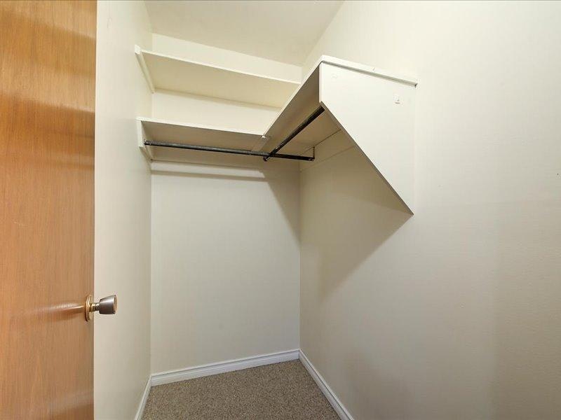 1-207-1314 Lawson Avenue, Kelowna, BC, V1Y 6V2 - 11