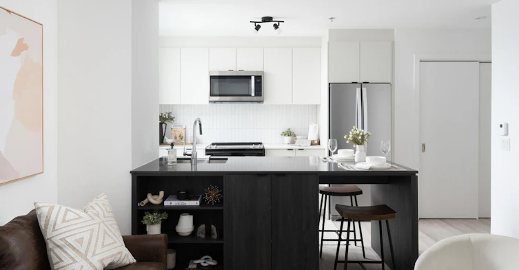 0307-170 René Lévesque East, Montréal, QC, H2X 0G1 - 3