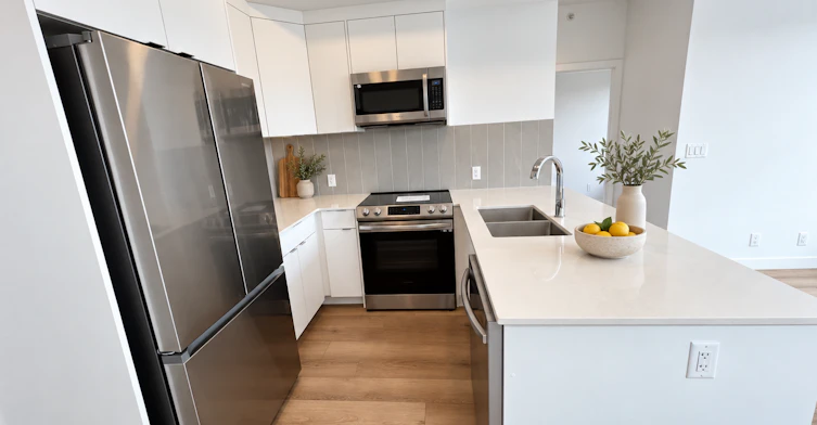 313-264 19 Avenue NE, Calgary, AB, T2E 1P1 - 4