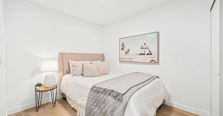 108-264 19 Avenue NE, Calgary, AB, T2E 1P1 - 2