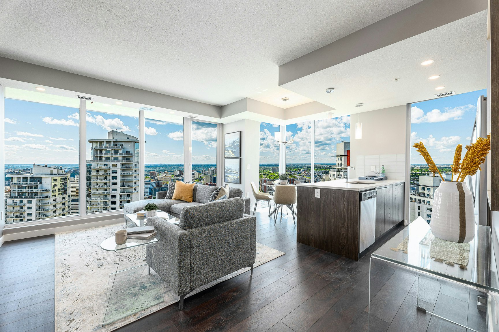 3704-10180 103 Street, Edmonton, AB, T5J 0L1 - 6