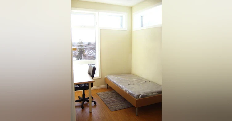 116 University Avenue W, Waterloo, ON, N2L 3E2 - 5