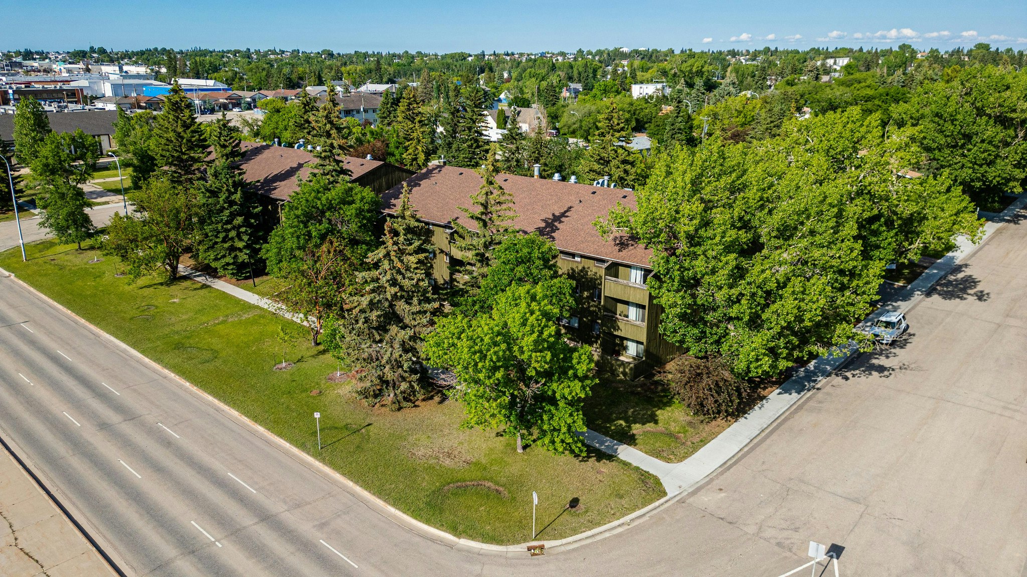 211-10601 100 Street, Grande Prairie, AB, T8V 4S5 - 2