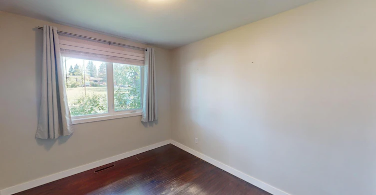 4111 Charleswood Drive Northwest, Calgary, AB, T2L 2E1 - 8