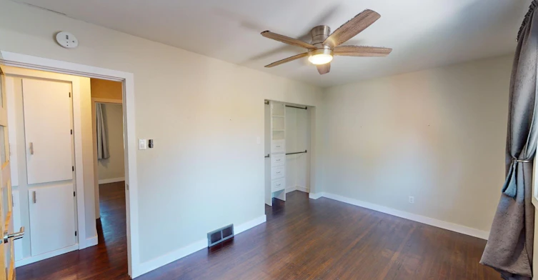 4111 Charleswood Drive Northwest, Calgary, AB, T2L 2E1 - 11