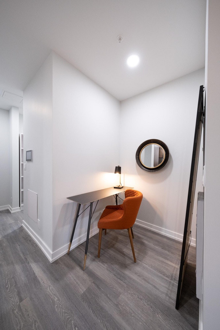 5610 3 Street Southwest, Calgary, AB, T2H 1J3 - 4