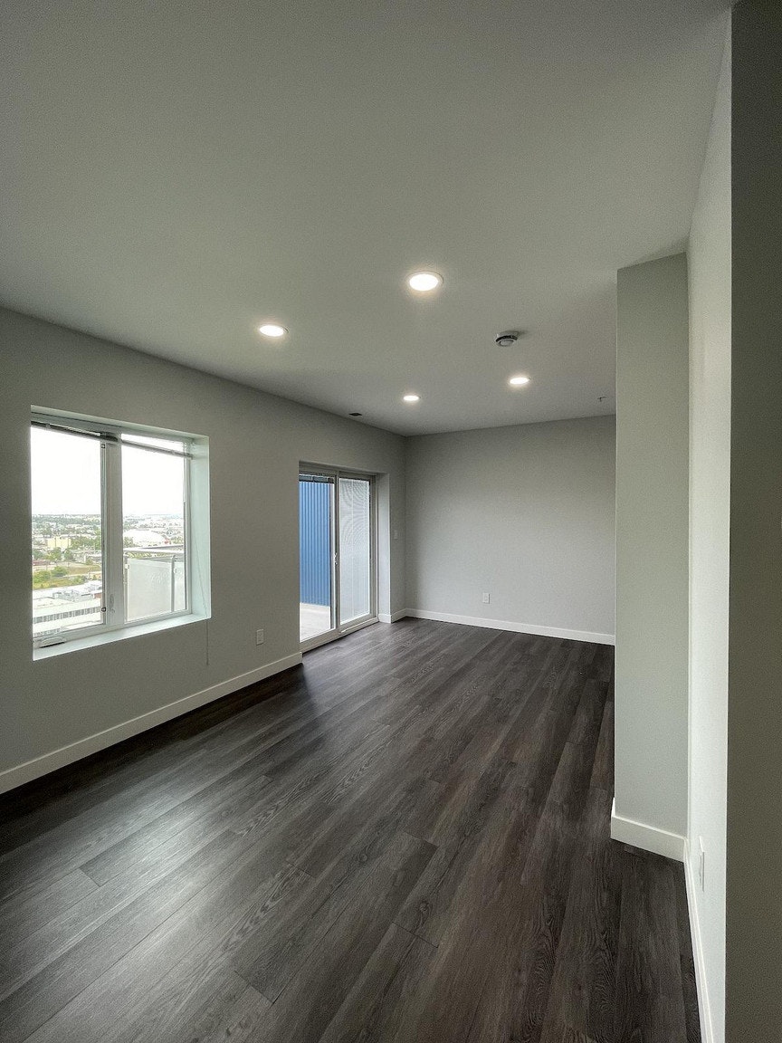 5610 3 Street Southwest, Calgary, AB, T2H 1J3 - 5