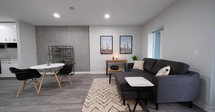 5610 3 Street Southwest, Calgary, AB, T2H 1J3 - 6