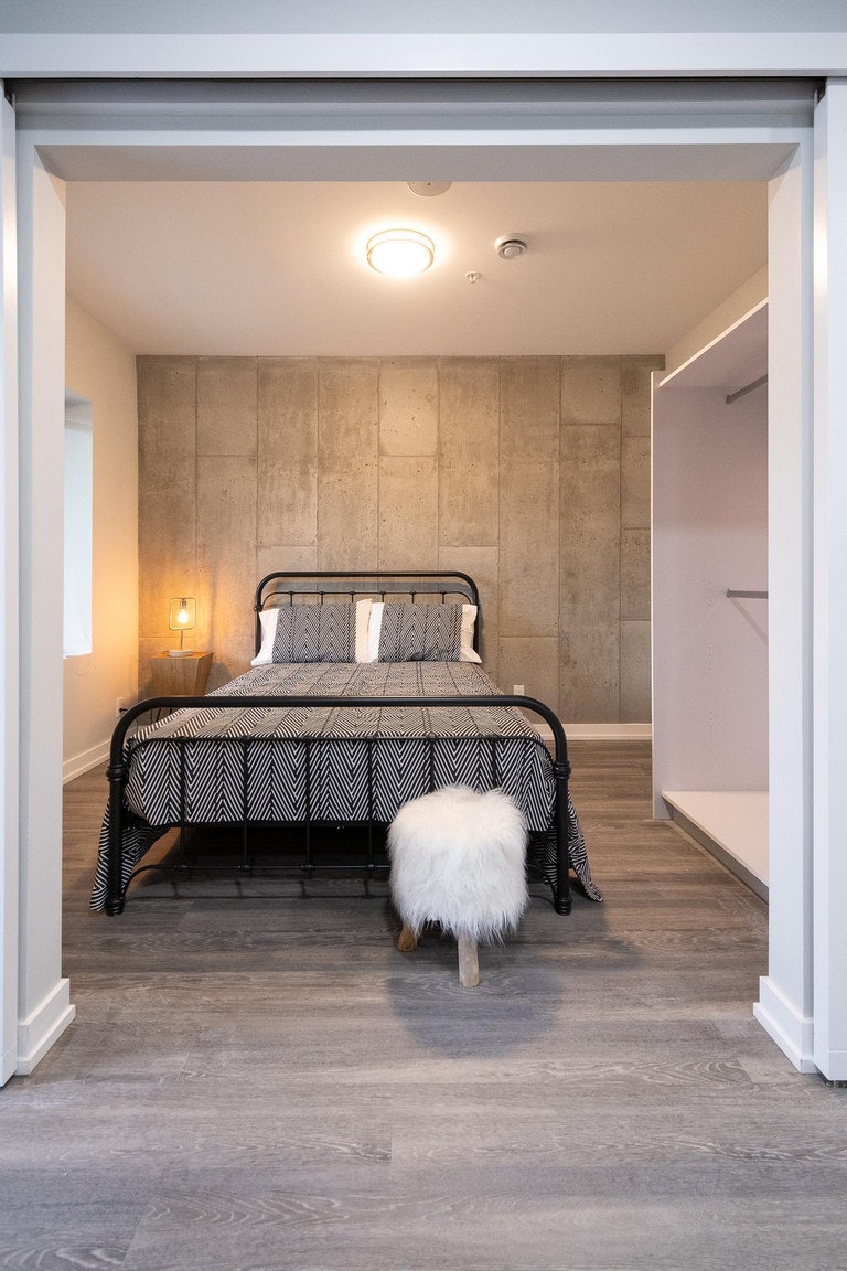 5610 3 Street Southwest, Calgary, AB, T2H 1J3 - 8