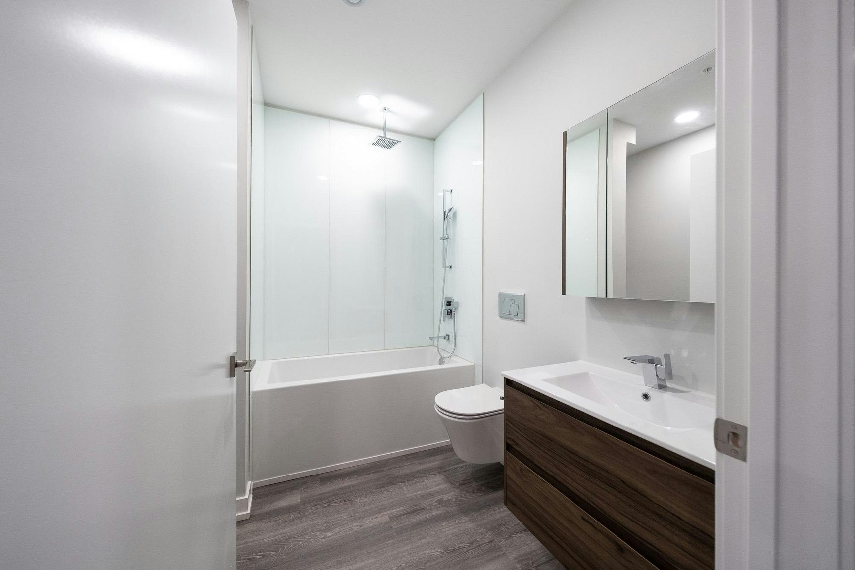 5610 3 Street Southwest, Calgary, AB, T2H 1J3 - 3