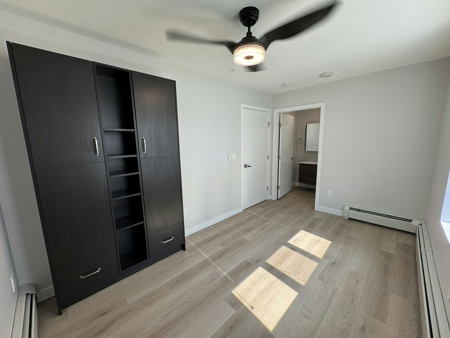 5709 2 Street Southwest, Calgary, AB, T2H 1K9 - 11