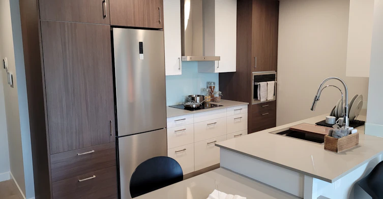 5709 2 Street Southwest, Calgary, AB, T2H 1K9 - 5