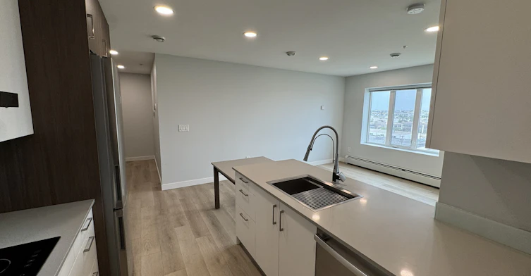 5709 2 Street Southwest, Calgary, AB, T2H 1K9 - 5