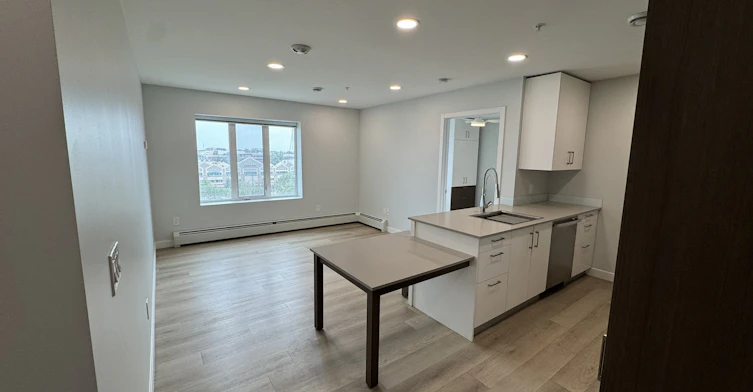 5709 2 Street Southwest, Calgary, AB, T2H 1K9