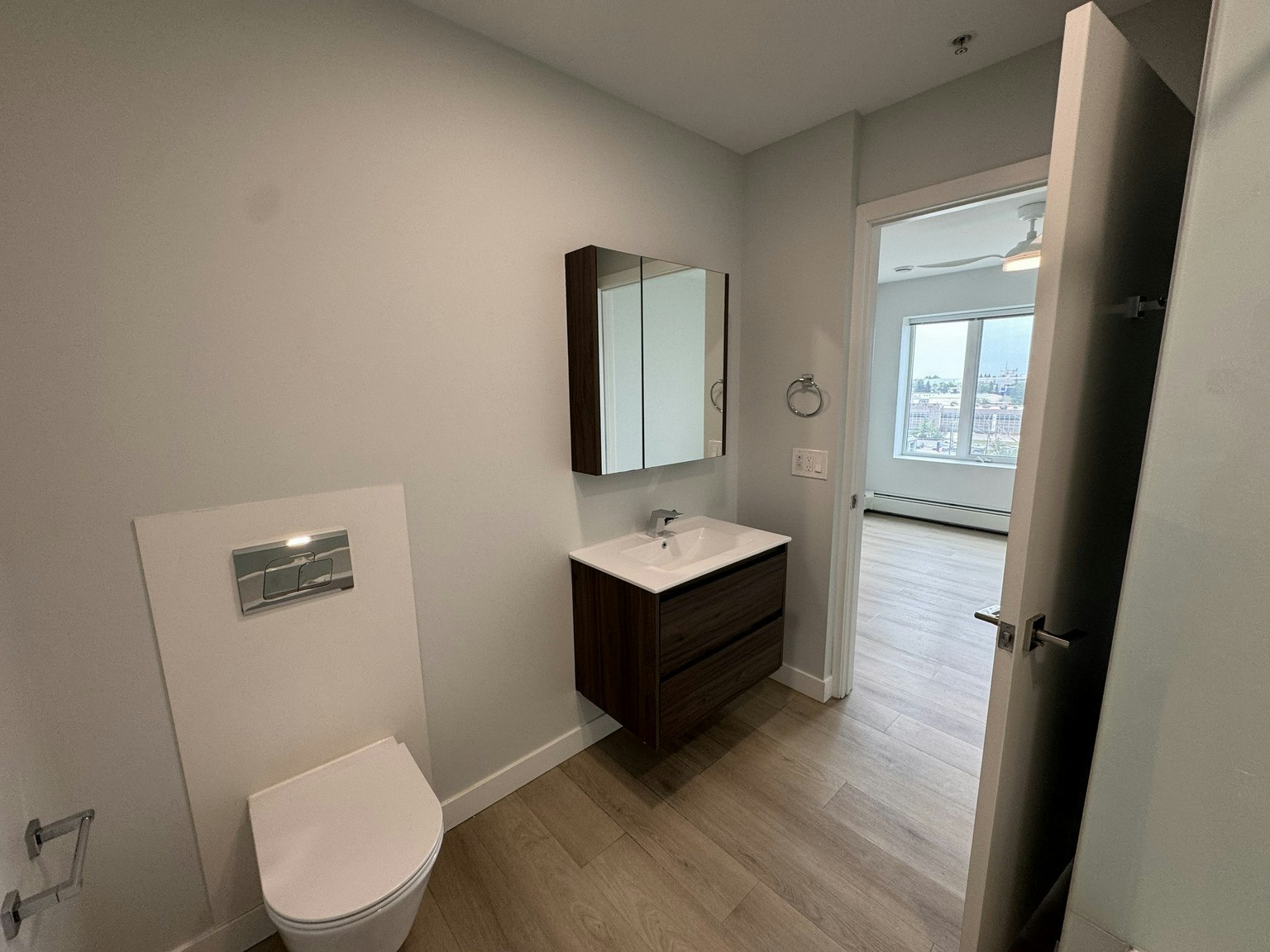 5709 2 Street Southwest, Calgary, AB, T2H 1K9 - 12
