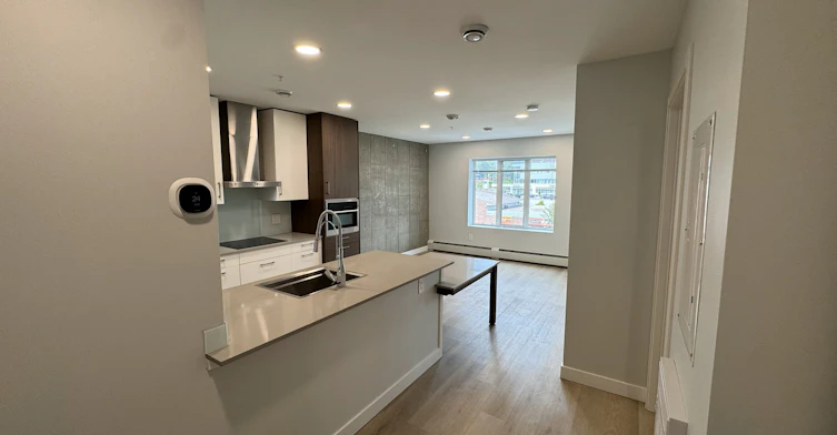 5709 2 Street Southwest, Calgary, AB, T2H 1K9