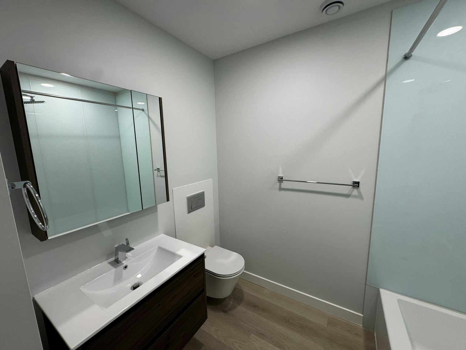 5709 2 Street Southwest, Calgary, AB, T2H 1K9 - 9