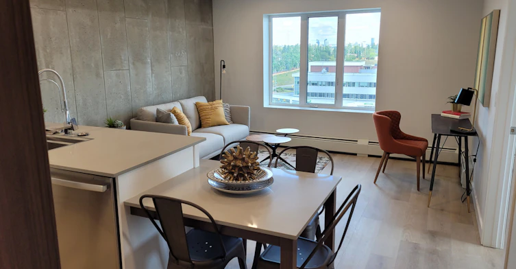 5709 2 Street Southwest, Calgary, AB, T2H 1K9 - 2