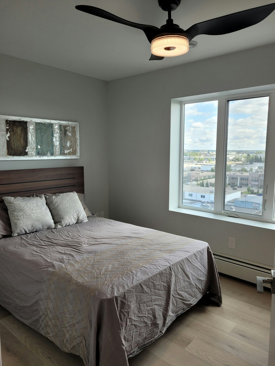 5709 2 Street Southwest, Calgary, AB, T2H 1K9 - 3