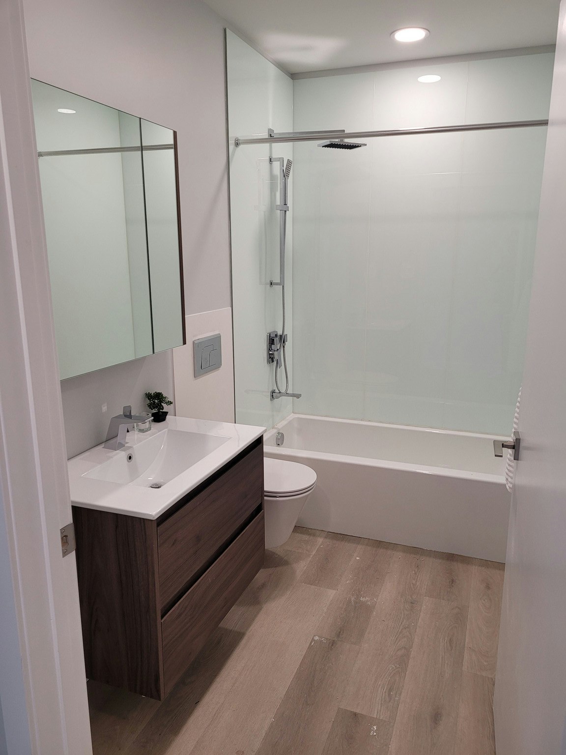 5709 2 Street Southwest, Calgary, AB, T2H 1K9 - 10