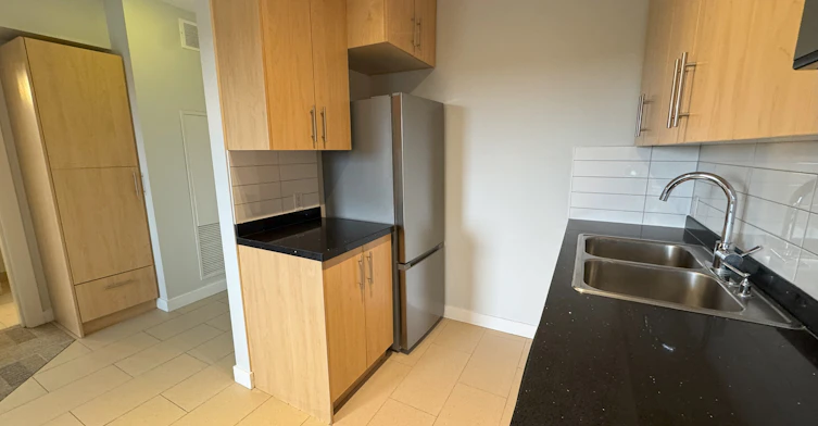 708-5656 3 Street Southwest, Calgary, AB, T2H 1H7 - 3