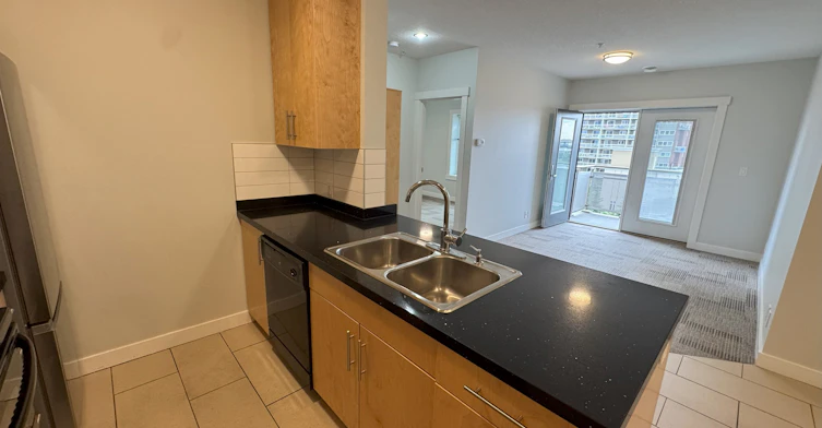 5656 3 Street Southwest, Calgary, AB, T2H 1H7 - 8