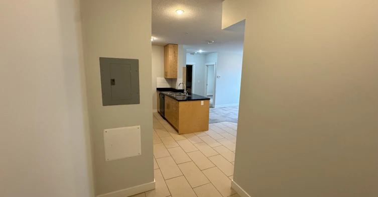 5656 3 Street Southwest, Calgary, AB, T2H 1H7