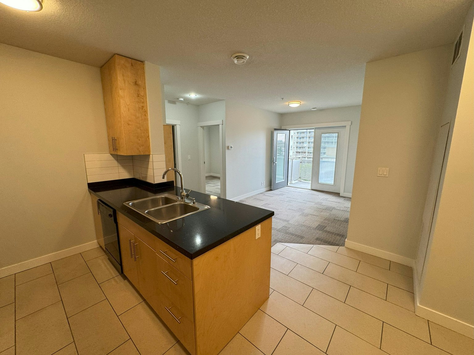 5656 3 Street Southwest, Calgary, AB, T2H 1H7 - 3