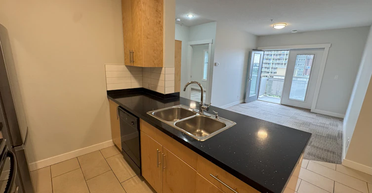 5656 3 Street Southwest, Calgary, AB, T2H 1H7 - 5