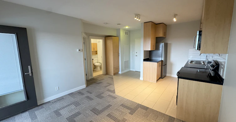 5656 3 Street Southwest, Calgary, AB, T2H 1H7 - 5