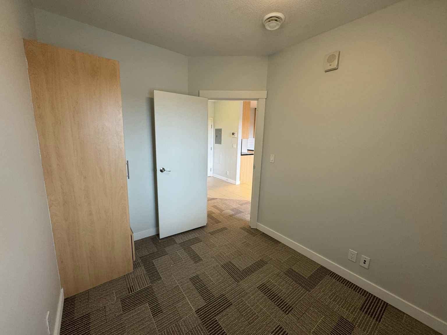 5656 3 Street Southwest, Calgary, AB, T2H 1H7 - 11