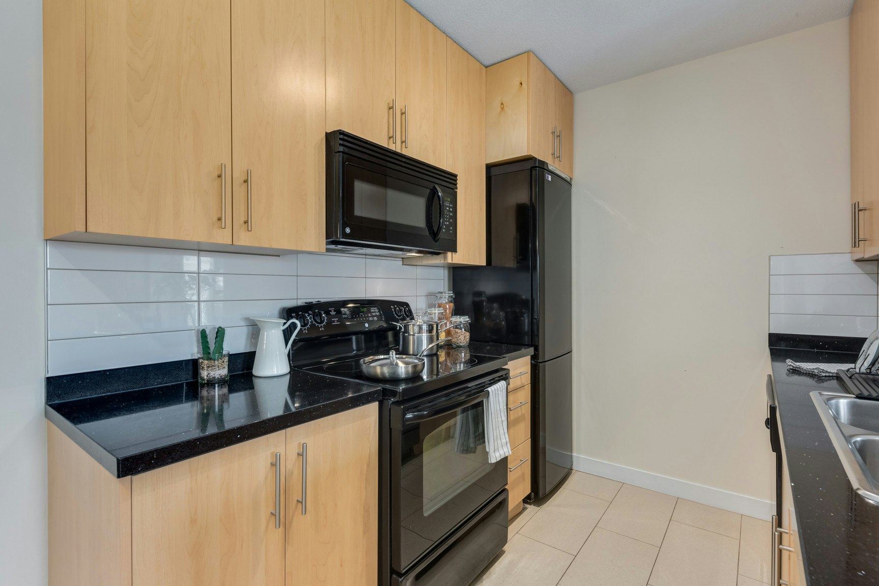 5656 3 Street Southwest, Calgary, AB, T2H 1H7 - 3