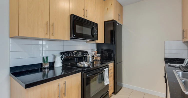 5656 3 Street Southwest, Calgary, AB, T2H 1H7 - 3