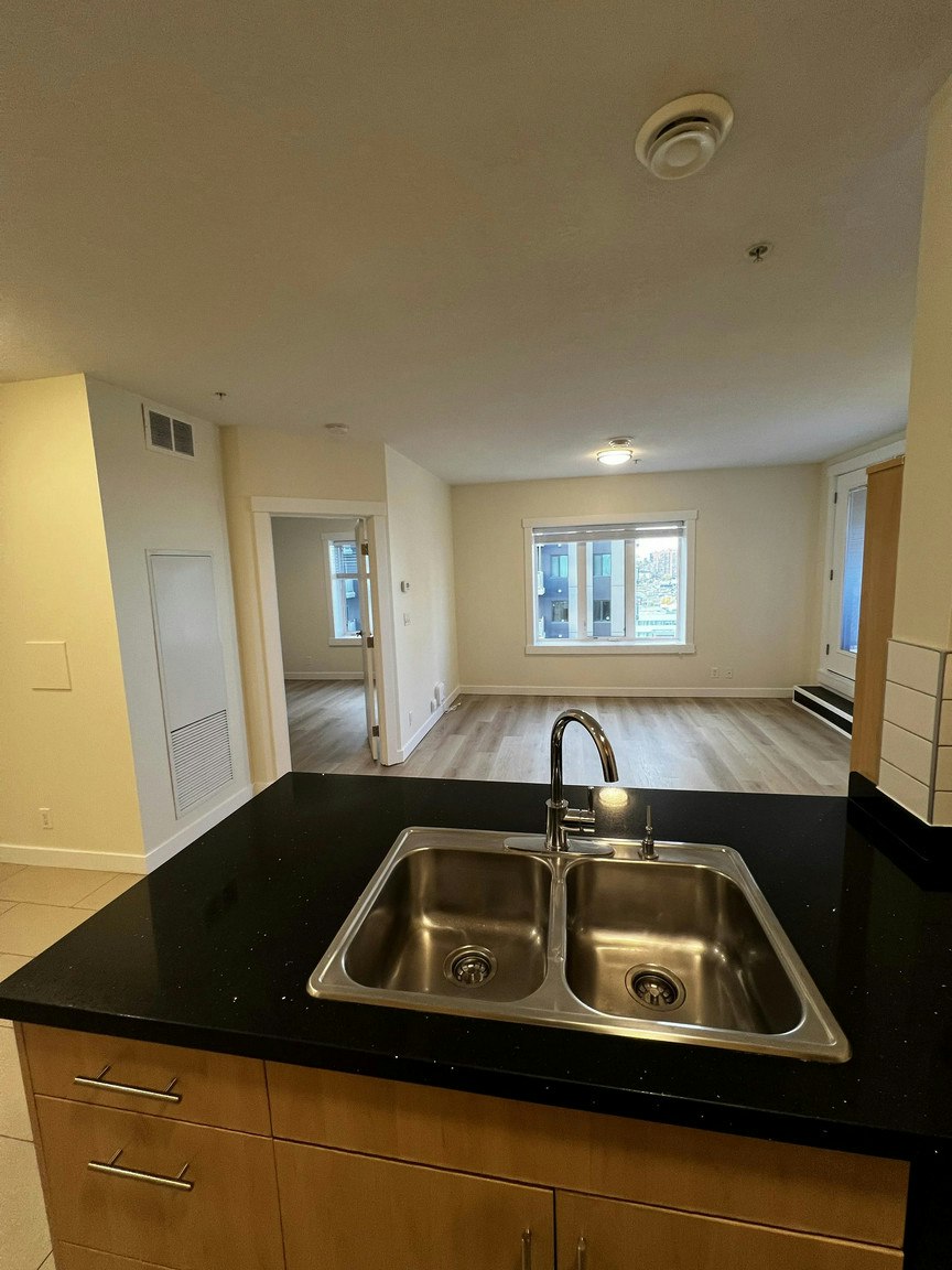 5656 3 Street Southwest, Calgary, AB, T2H 1H7 - 7