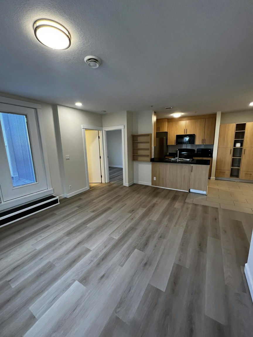 5656 3 Street Southwest, Calgary, AB, T2H 1H7 - 10