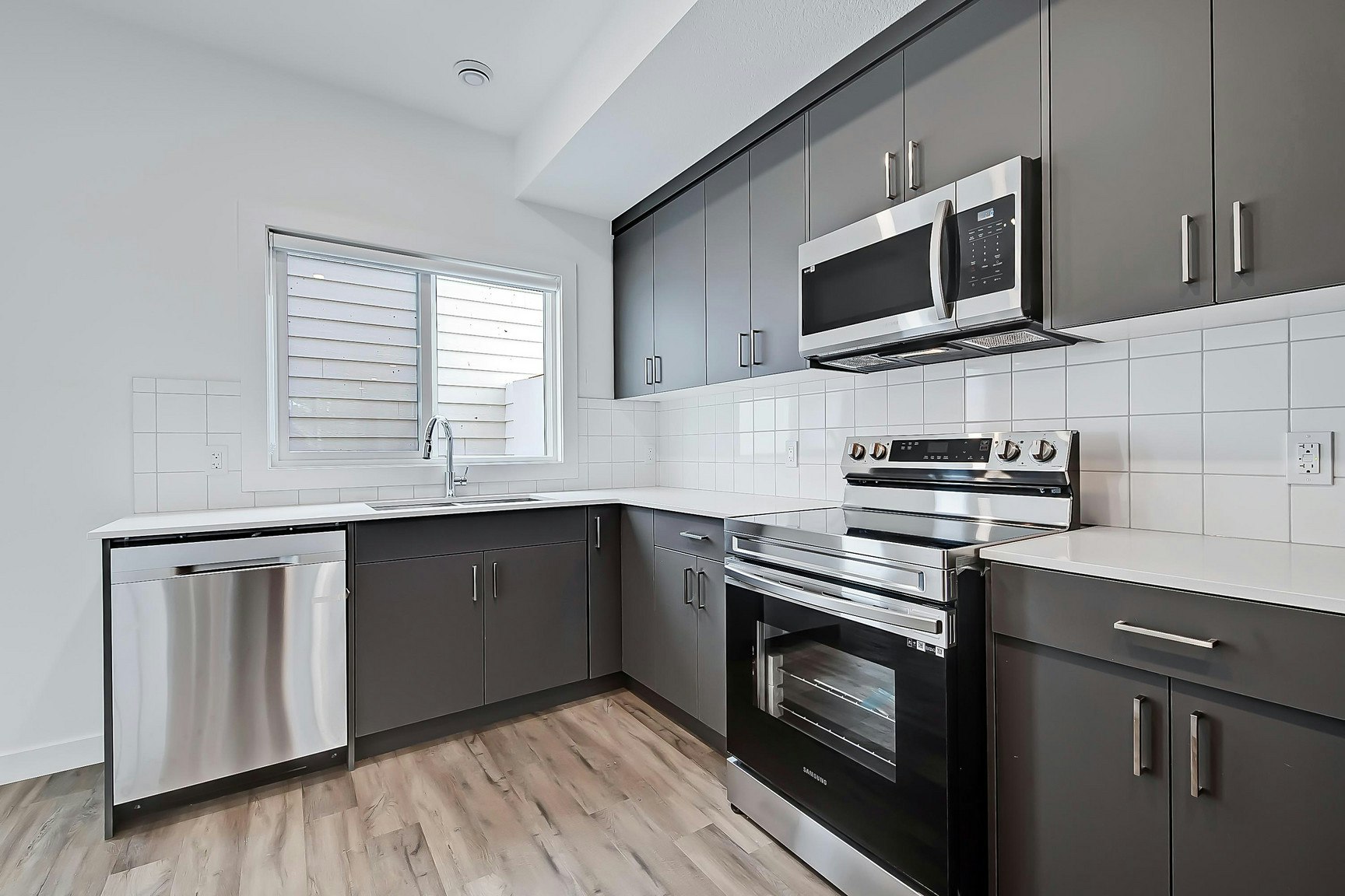2020 18 Avenue NW, Calgary, AB, T2M 5E5 - 6