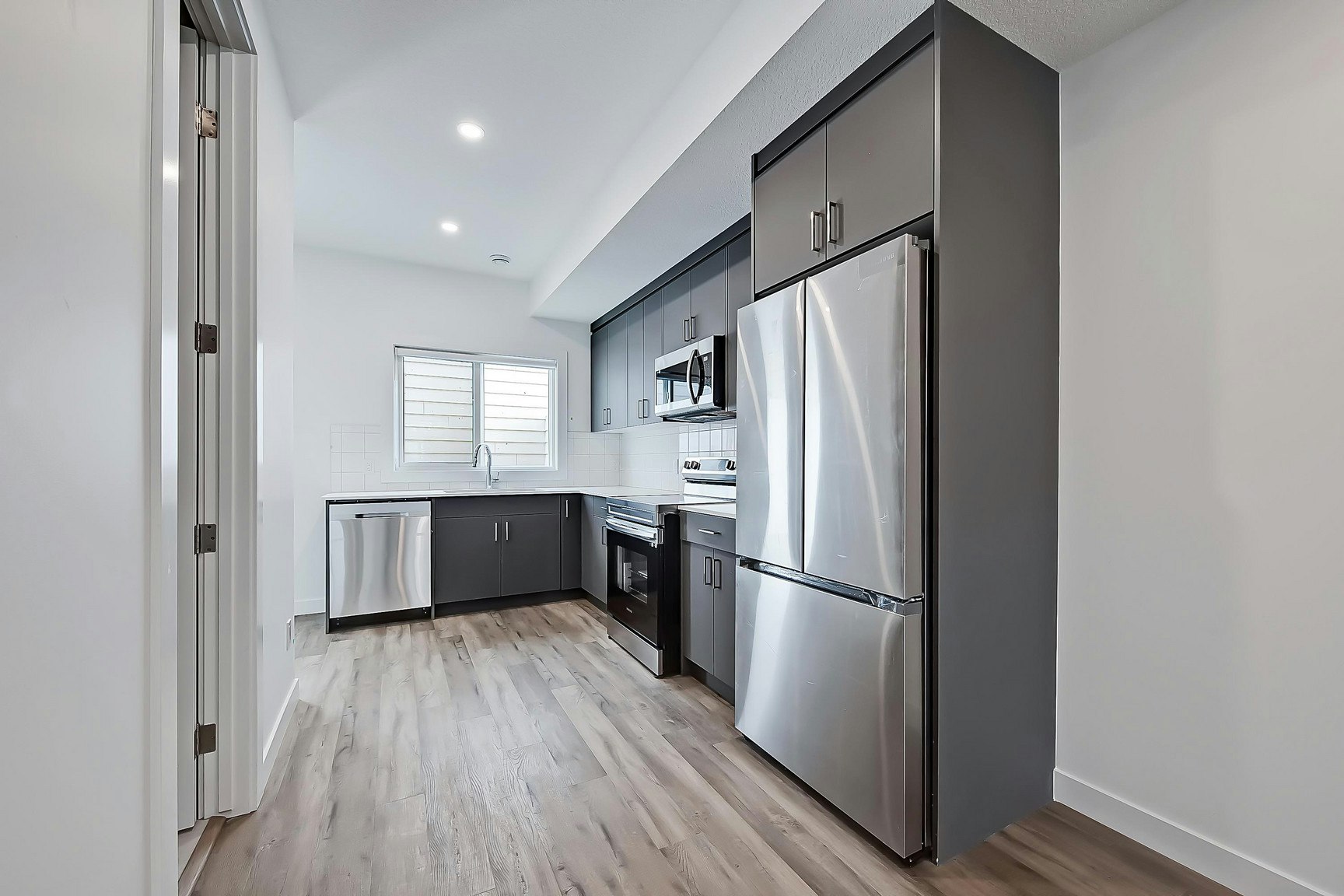 2020 18 Avenue NW, Calgary, AB, T2M 5E5 - 10