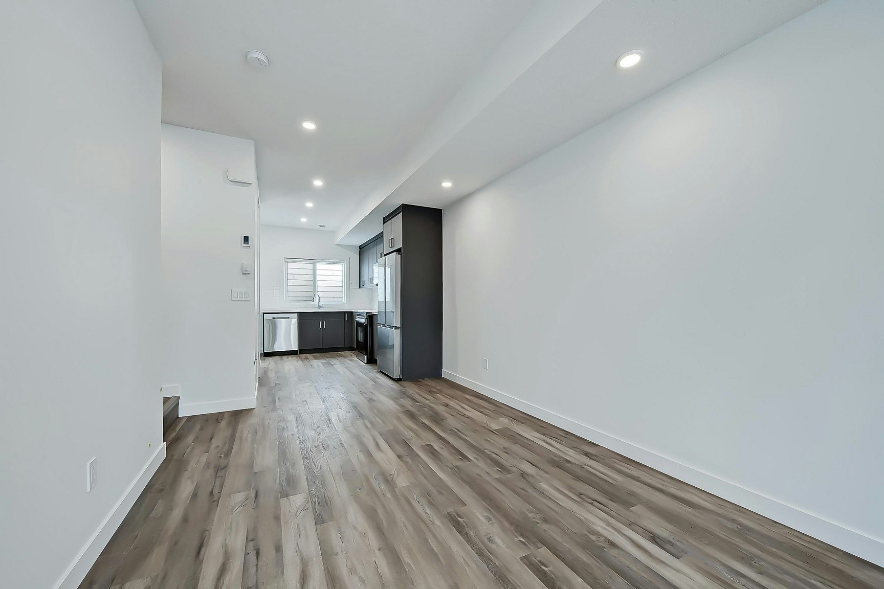 2020 18 Avenue NW, Calgary, AB, T2M 5E5 - 2