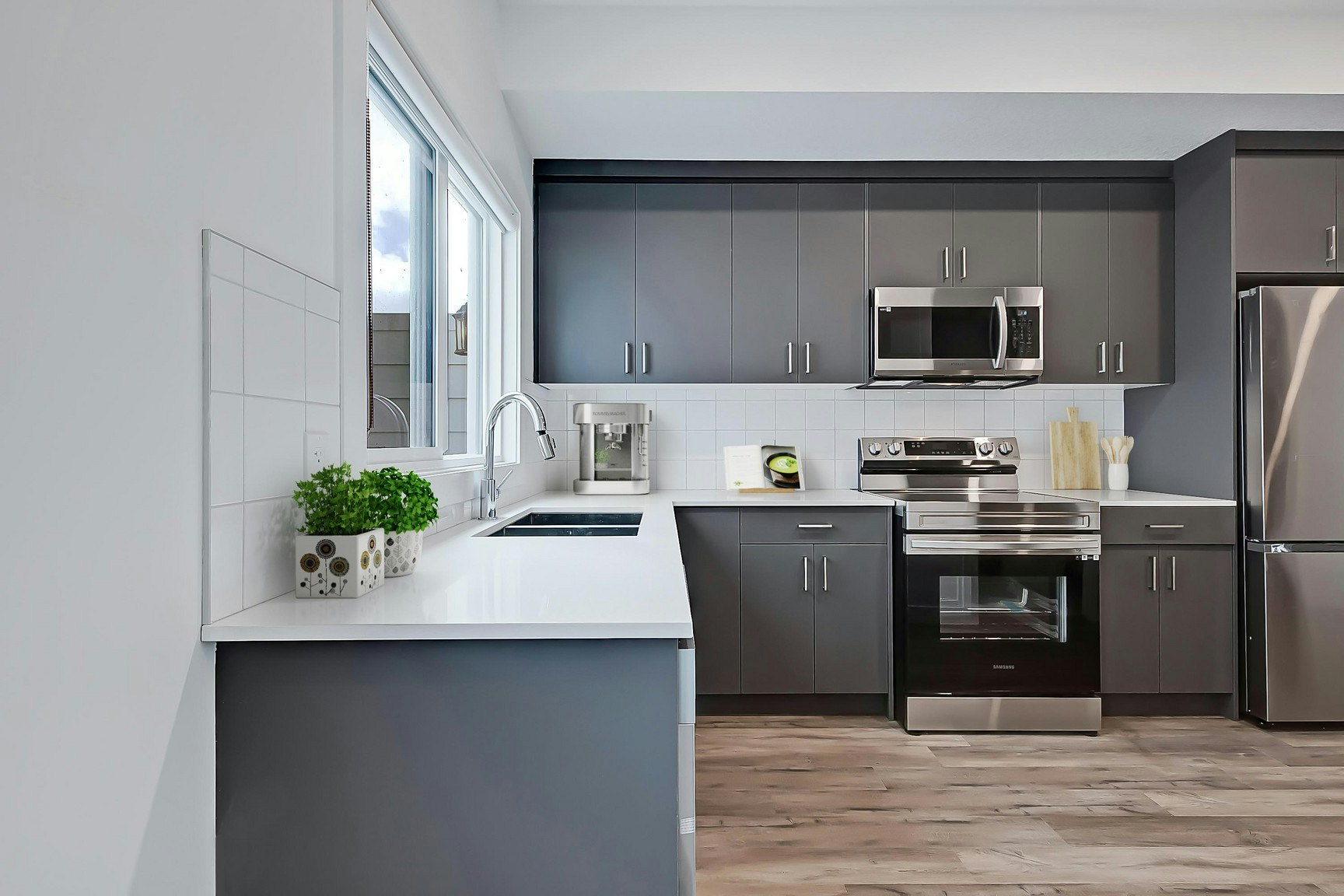 2020 18 Avenue NW, Calgary, AB, T2M 5E5 - 8