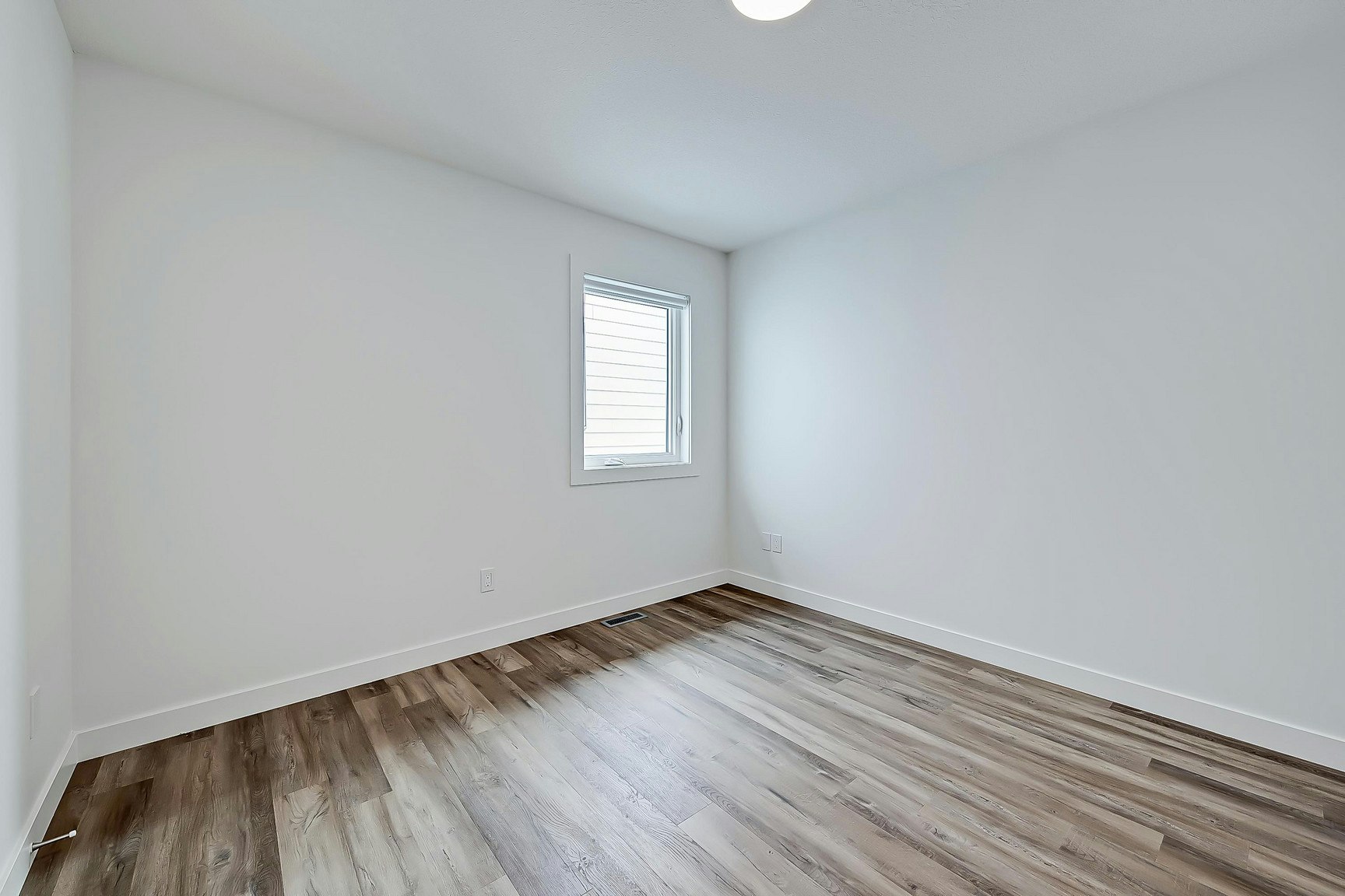 2020 18 Avenue NW, Calgary, AB, T2M 5E5 - 16
