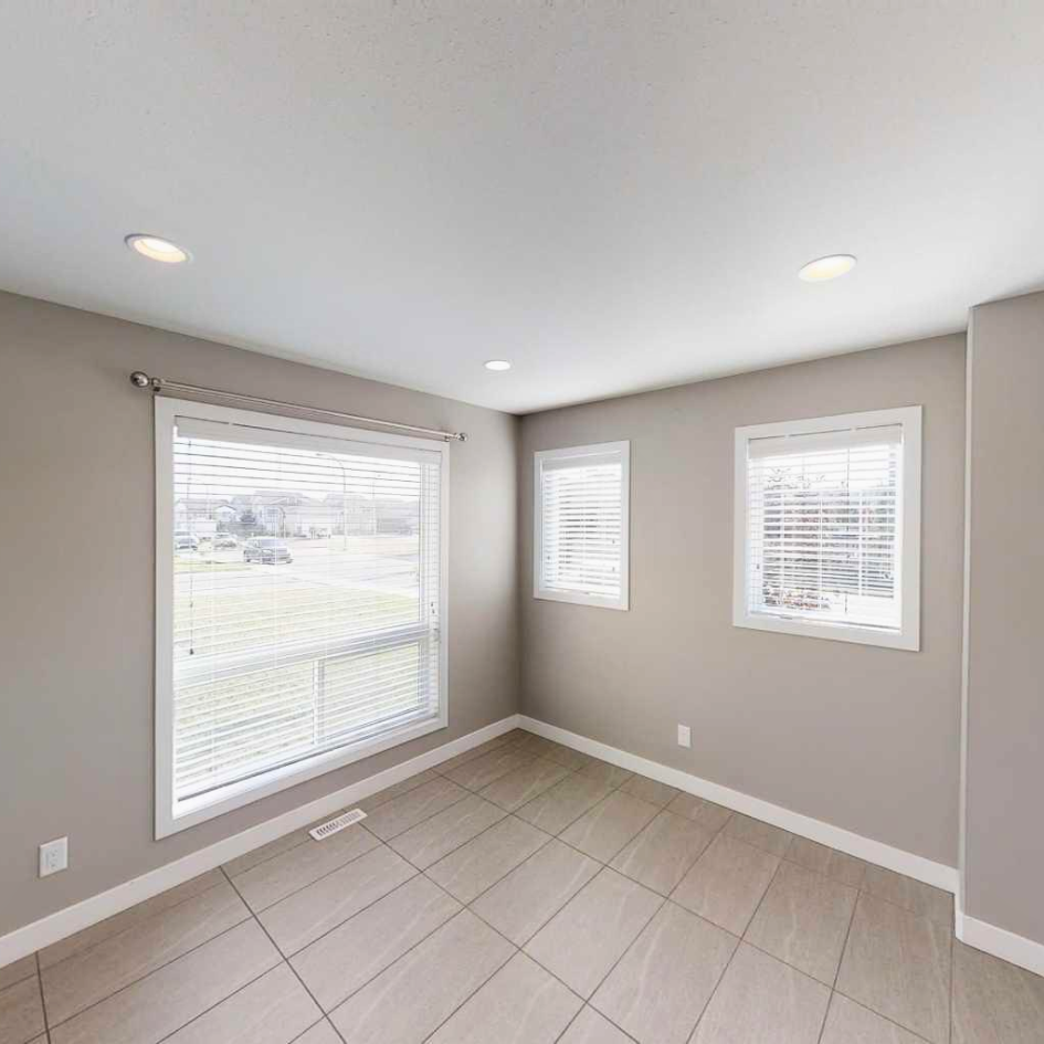 8825-8829 96 Avenue, Grande Prairie, AB, T8X 0N3 - 10