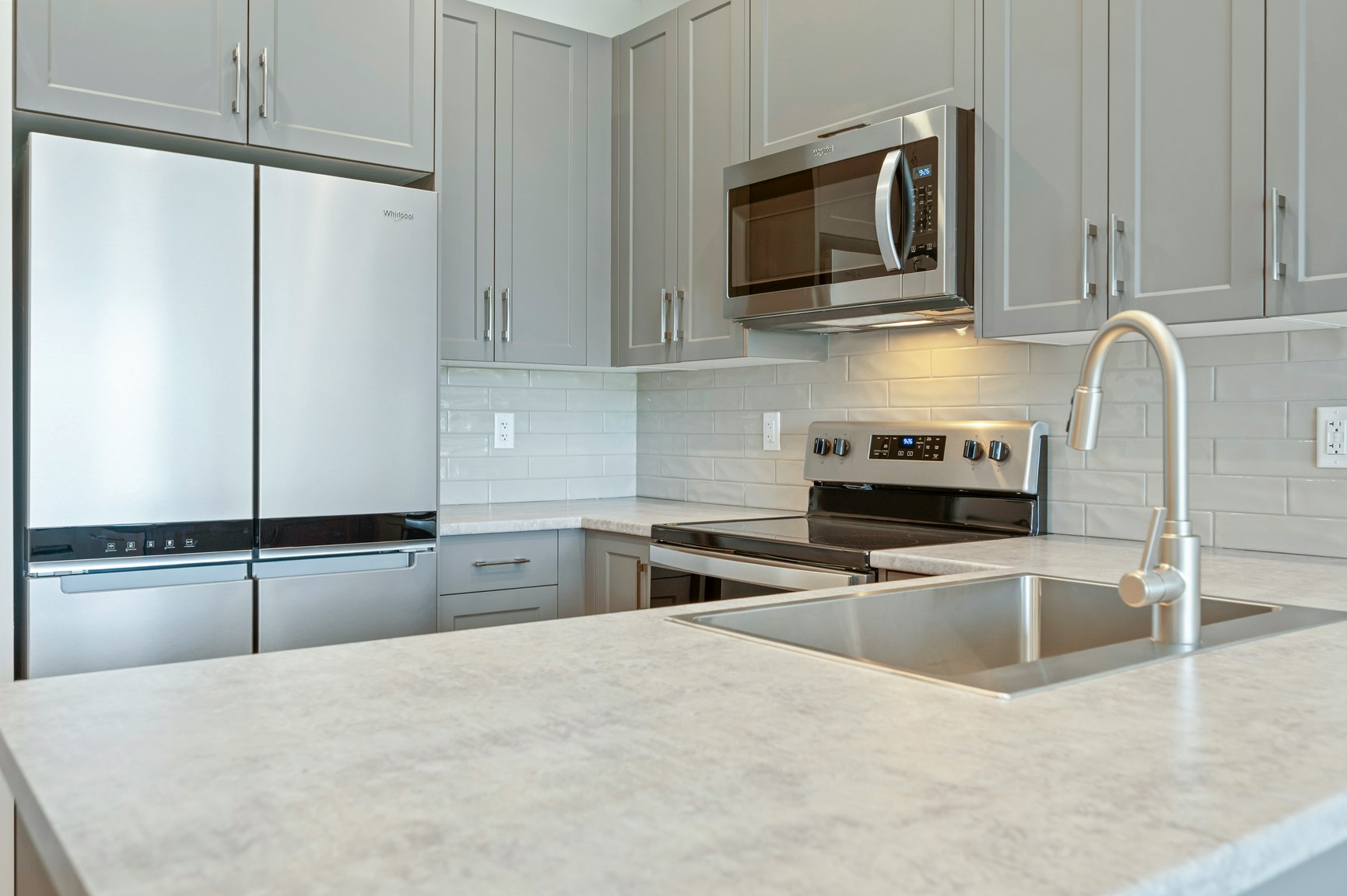 45547 Knight Road, Chilliwack, BC, V2R 3E8 - 3