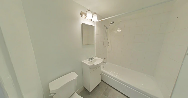 102-36 Thorncliffe Park Drive, Toronto, ON, M4H 1J8 - 19
