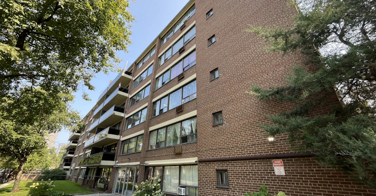 411-36 Thorncliffe Park Drive, Toronto, ON, M4H 1J8 - 3
