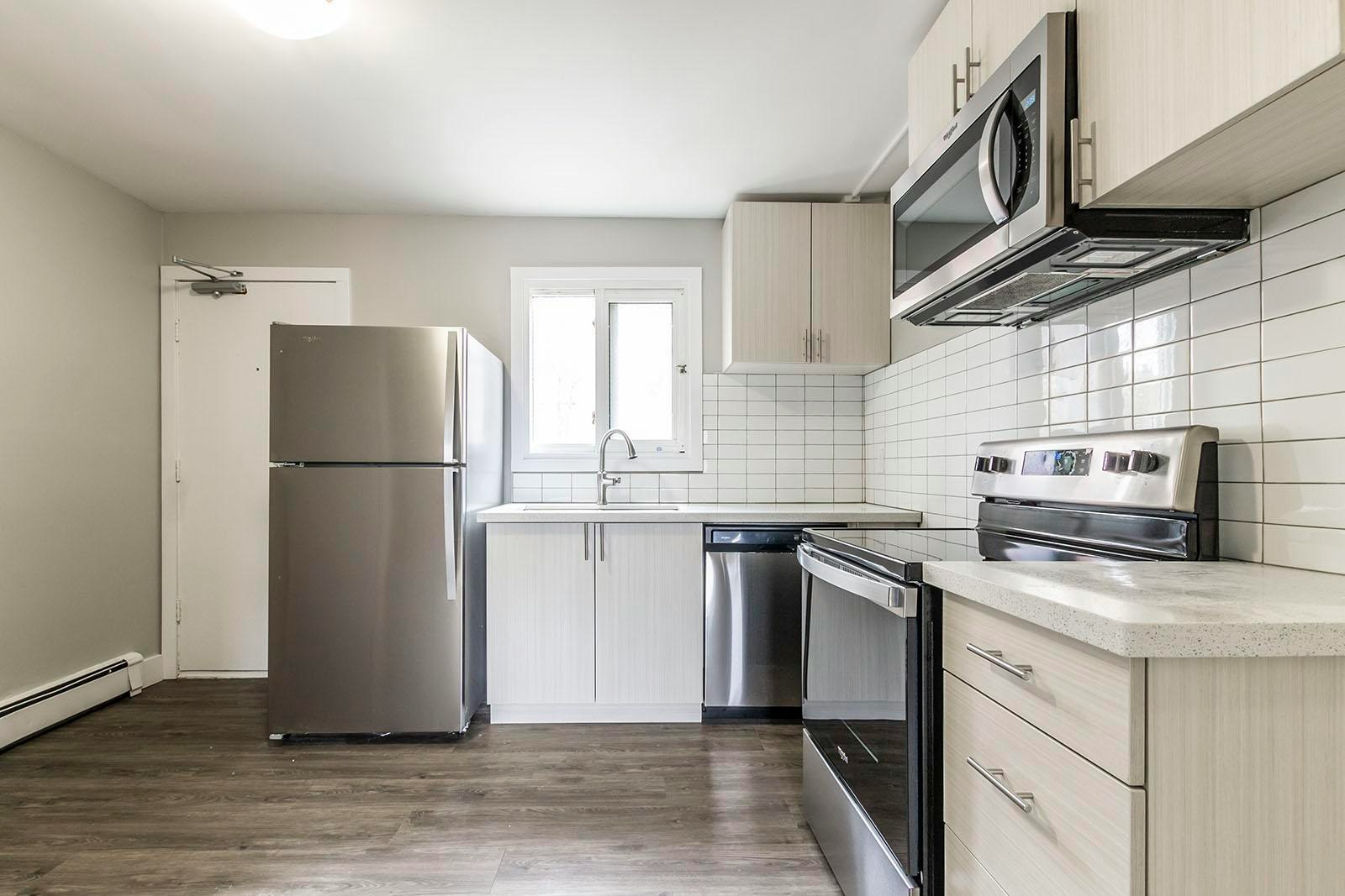 428 Lancaster Street W, Kitchener, ON, N2H 4V9