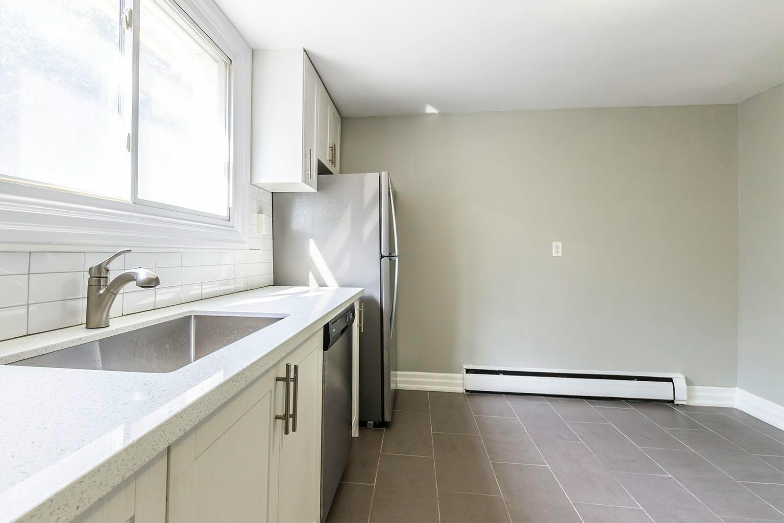 428 Lancaster Street W, Kitchener, ON, N2H 4V9 - 6