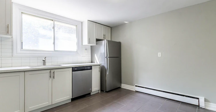 428 Lancaster Street W, Kitchener, ON, N2H 4V9 - 5