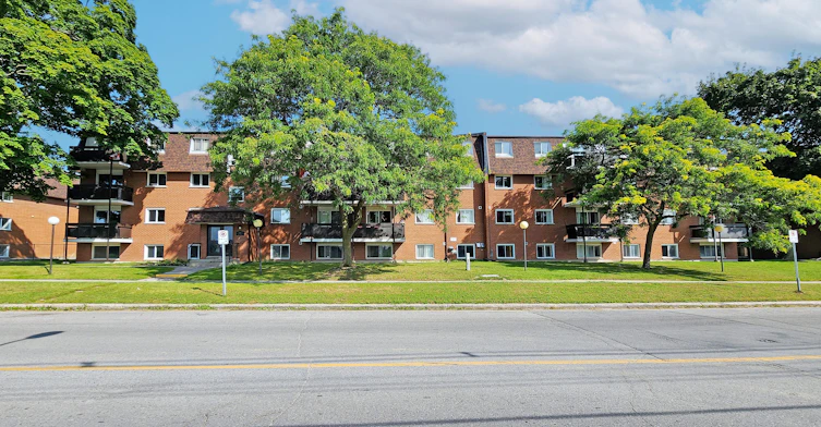 FEED-126 Bay Street, Quinte West, ON, K8V 1H8 - 23